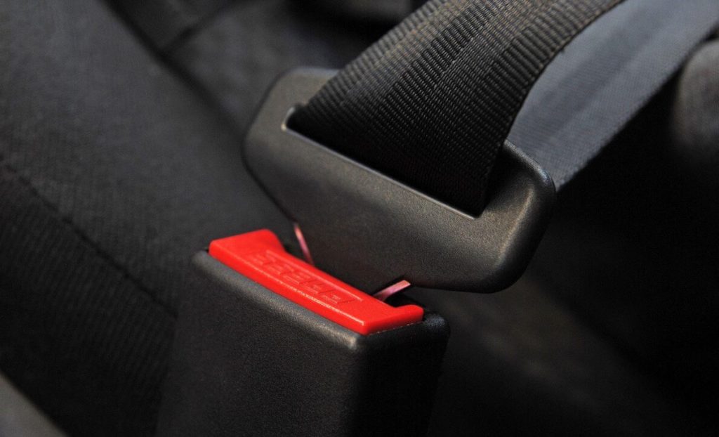 Uncovering the Buckle: How to Open a Seat Belt Buckle Cover